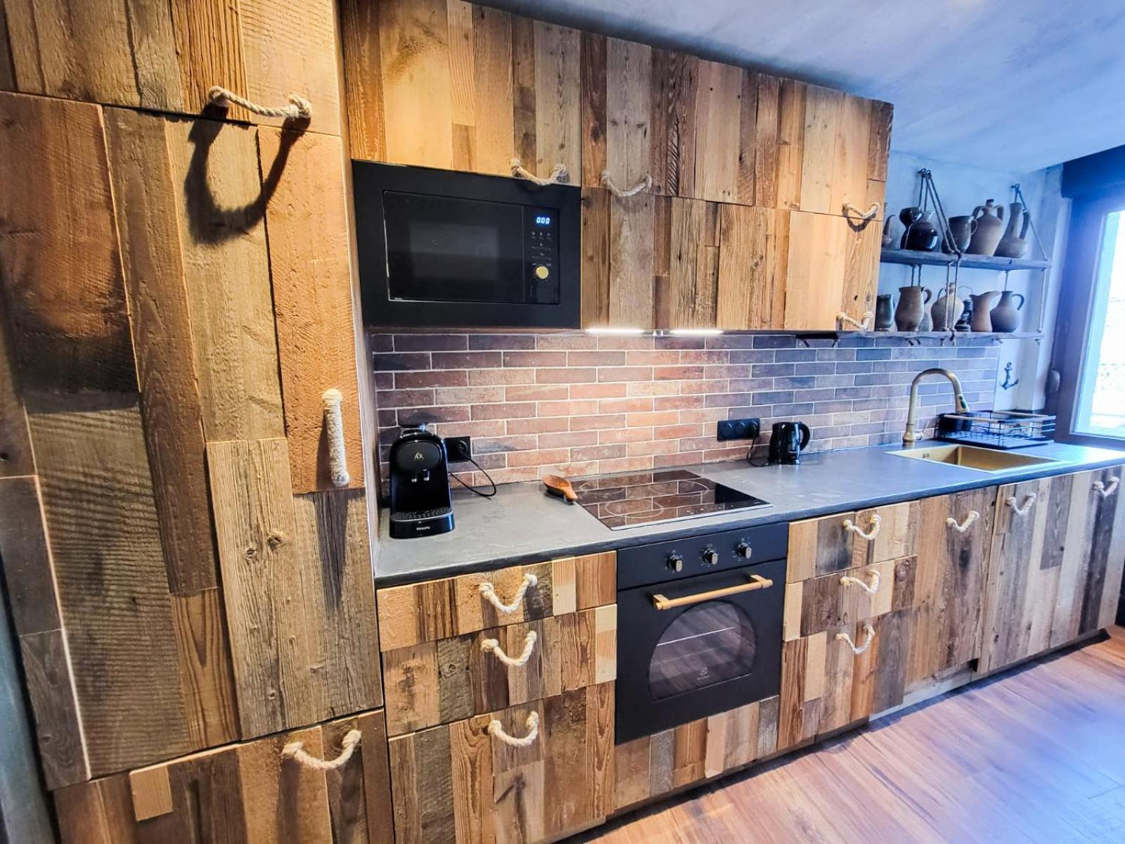 Le Repaire Des Pirates Logement Magique Sainte-Croix-en-Plaine Exterior foto